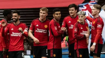 خبر مباشر رحيل نجم مانشستر يونايتد يعلن نهاية مشواره مع الفريق